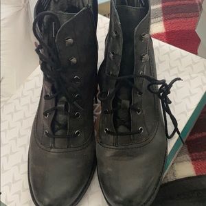 Aetrex Black Ankle Boots women’s size US -10 EU 41